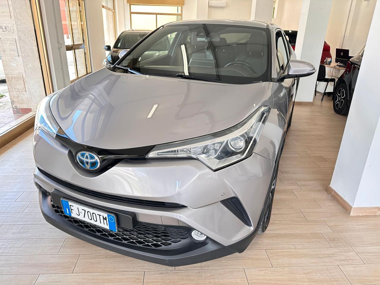 Toyota C-HR 1.8 Hybrid E-CVT Lounge