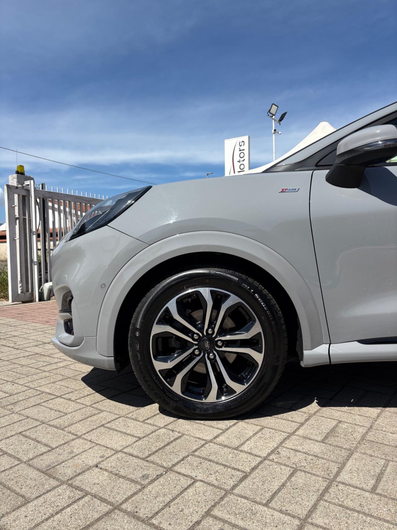 Ford Puma 1.0 EcoBoost Hybrid 155 CV S&S aut. ST-Line Vignale