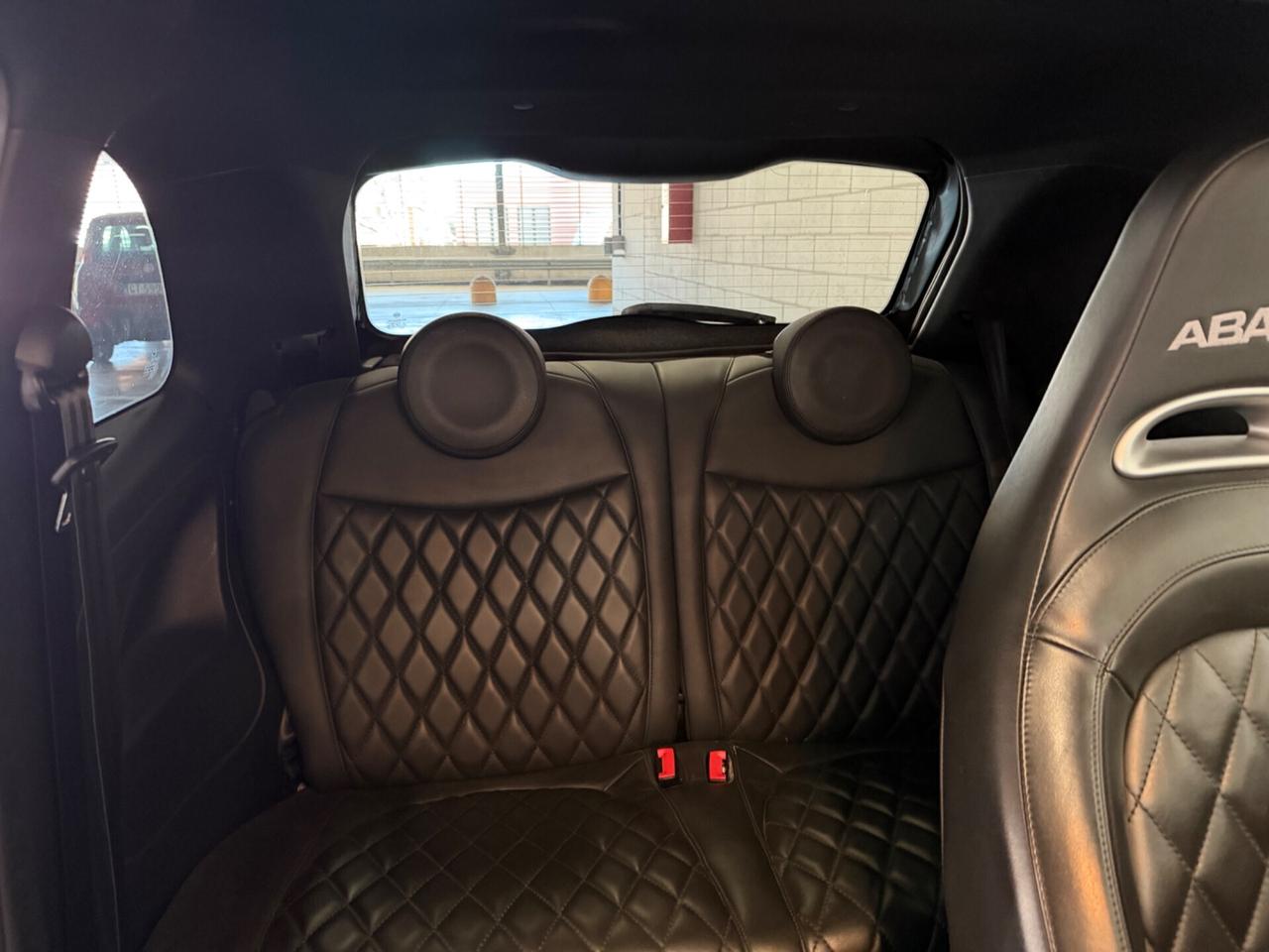 Abarth 595 1.4 Turbo T-Jet 165 CV Scorpioneoro