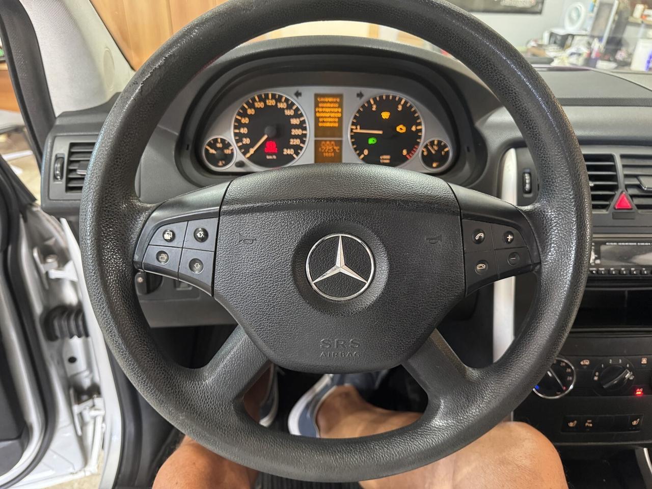 MERCEDES B 180 CDI SPORT