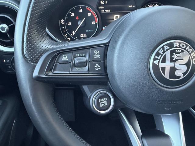 ALFA ROMEO Stelvio 160CV+RETROCAMERA+2PDC+PACK BLACK