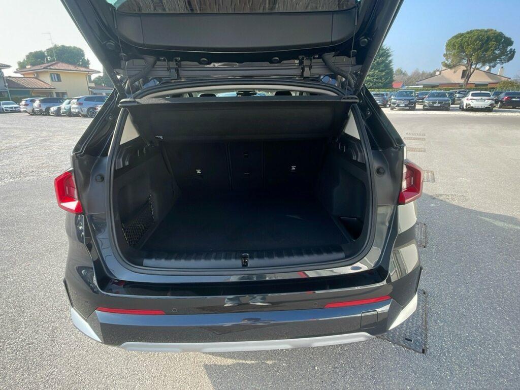 BMW X1 18 d xLine sDrive DCT