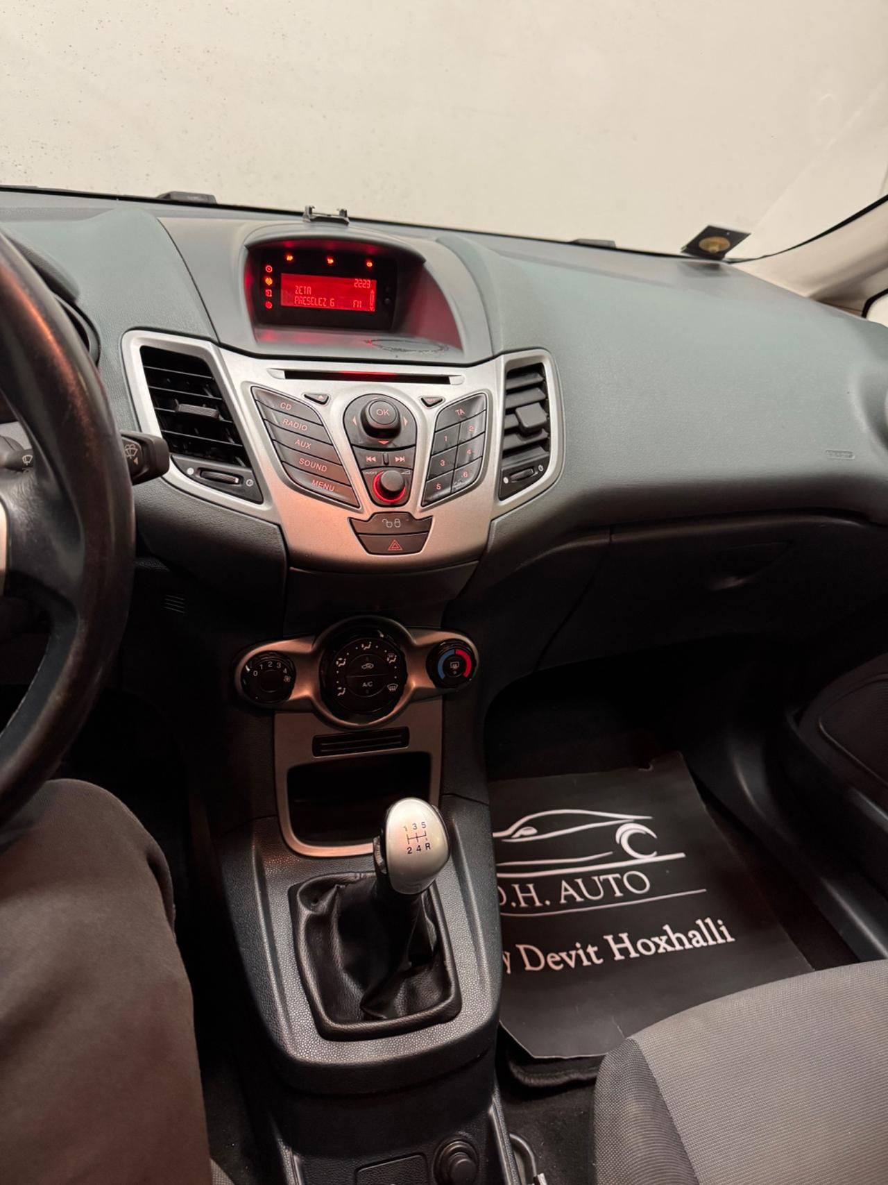 Ford Fiesta 1.2 82 CV 5 porte Titanium