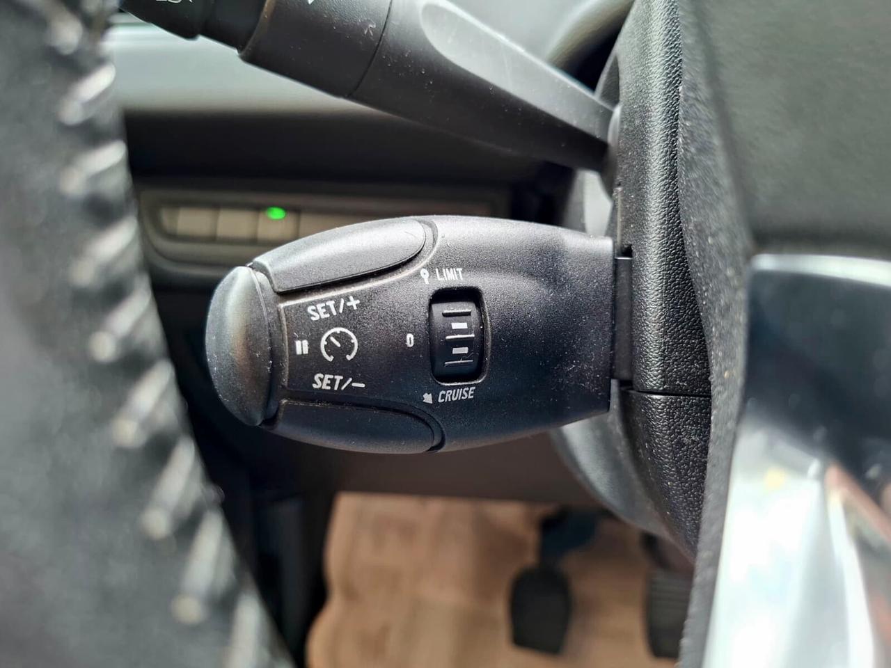 Peugeot 208 1.2 PureTech 82cv GPL Active 2018