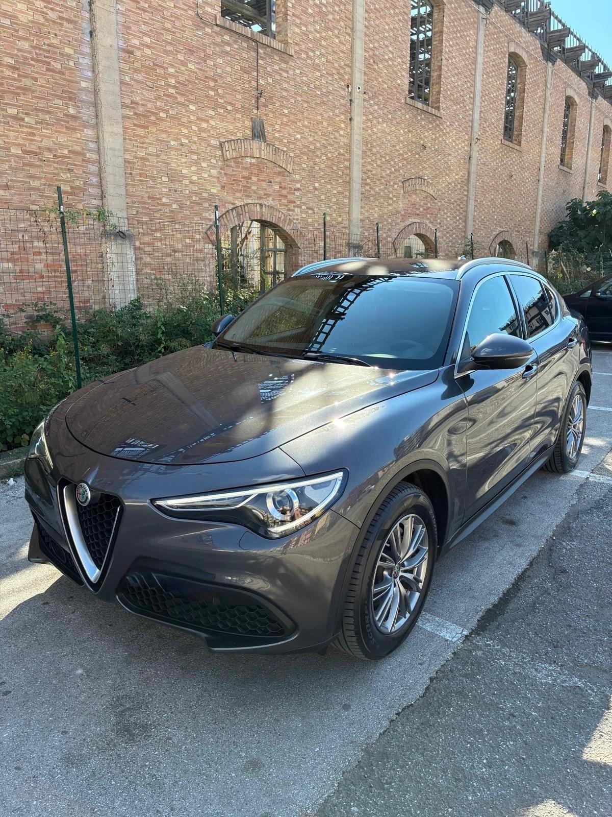 Alfa Romeo Stelvio 2.2 Turbodiesel 190 CV AT8 RWD Super