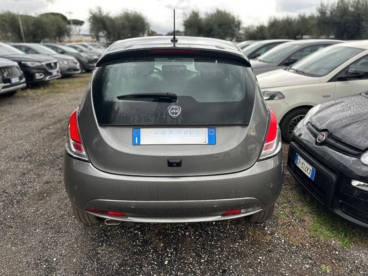 LANCIA Ypsilon III 2021 - Ypsilon 1.0 firefly hybrid Platino s&s 70cv
