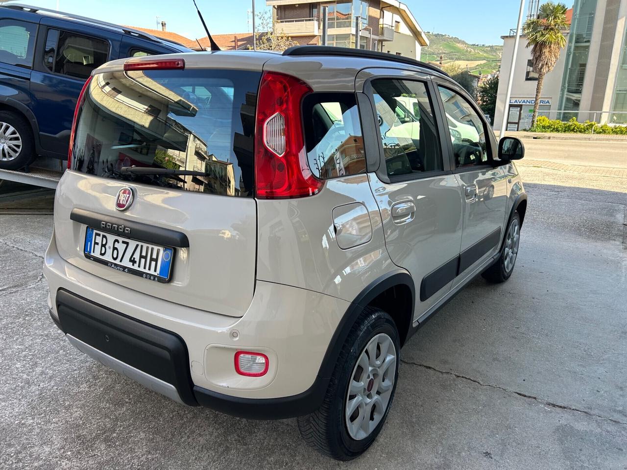 FIAT PANDA TREKKING (Metano Di Serie) 85 CV