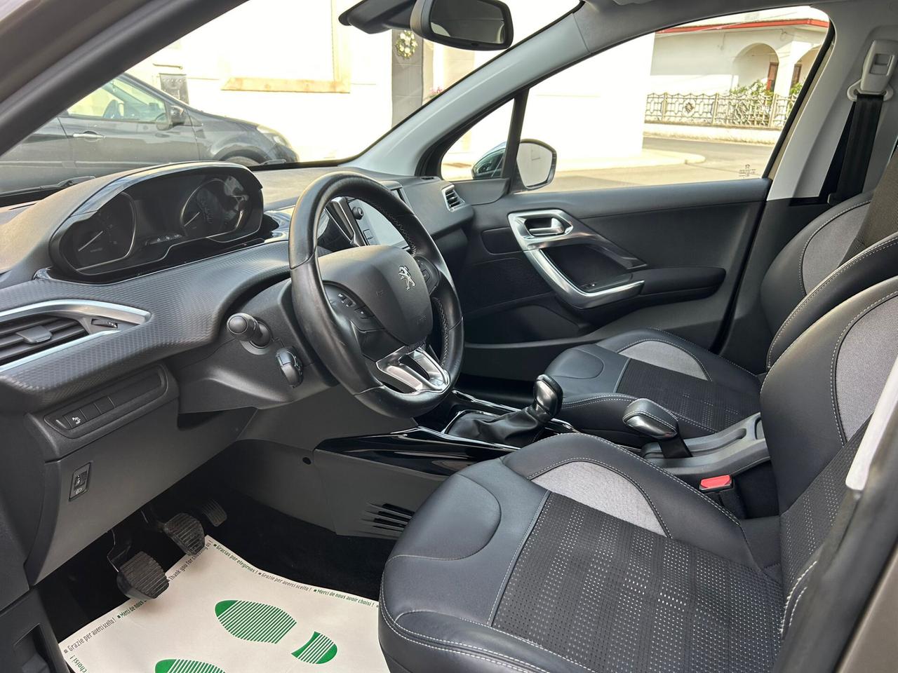 Peugeot 2008 1.6 HDI 73Kw ALLURE NAVI-12/2015