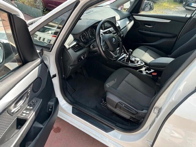 Bmw 2er Active Tourer 218i Active Tourer Sport,