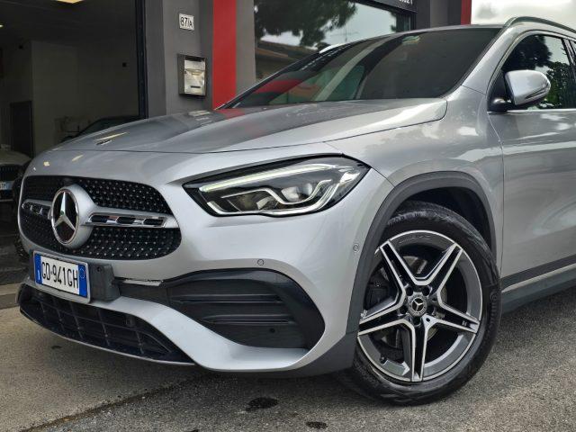 MERCEDES-BENZ GLA 200 d Automatic Premium AMG Line 19" MBUX LED Performa