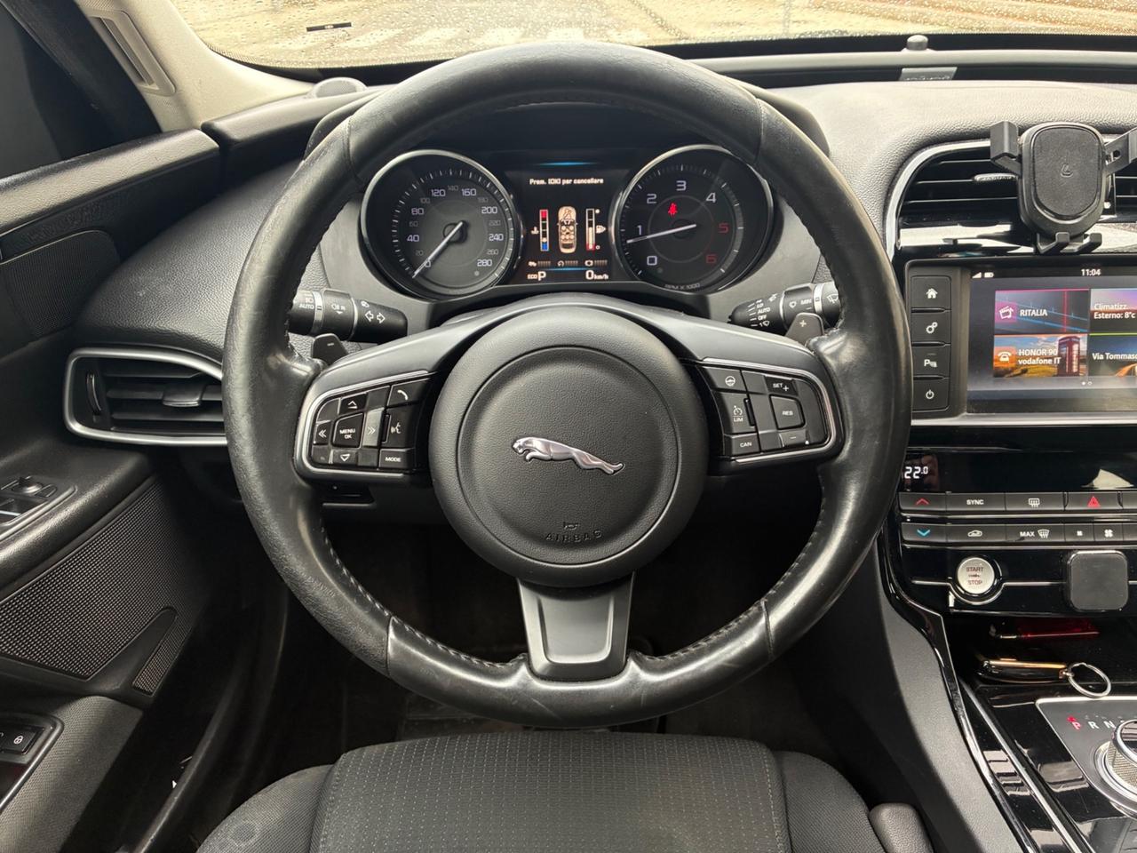 Jaguar XE 2.0 D Turbo Prestige