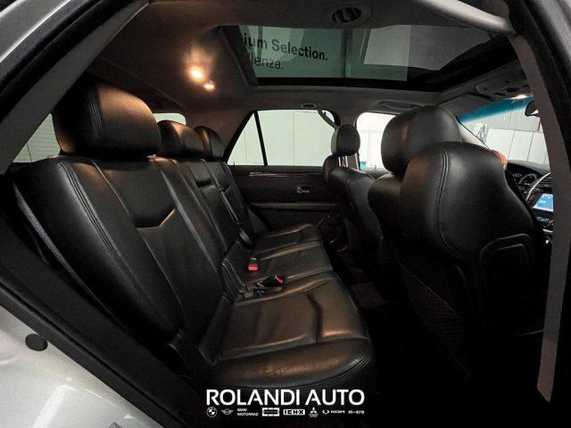 CADILLAC SRX 3.6 V6 Elegance rwd auto