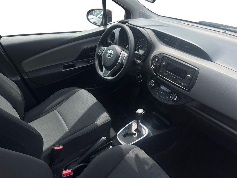 Toyota Yaris Yaris 5p 1.5h Cool my18