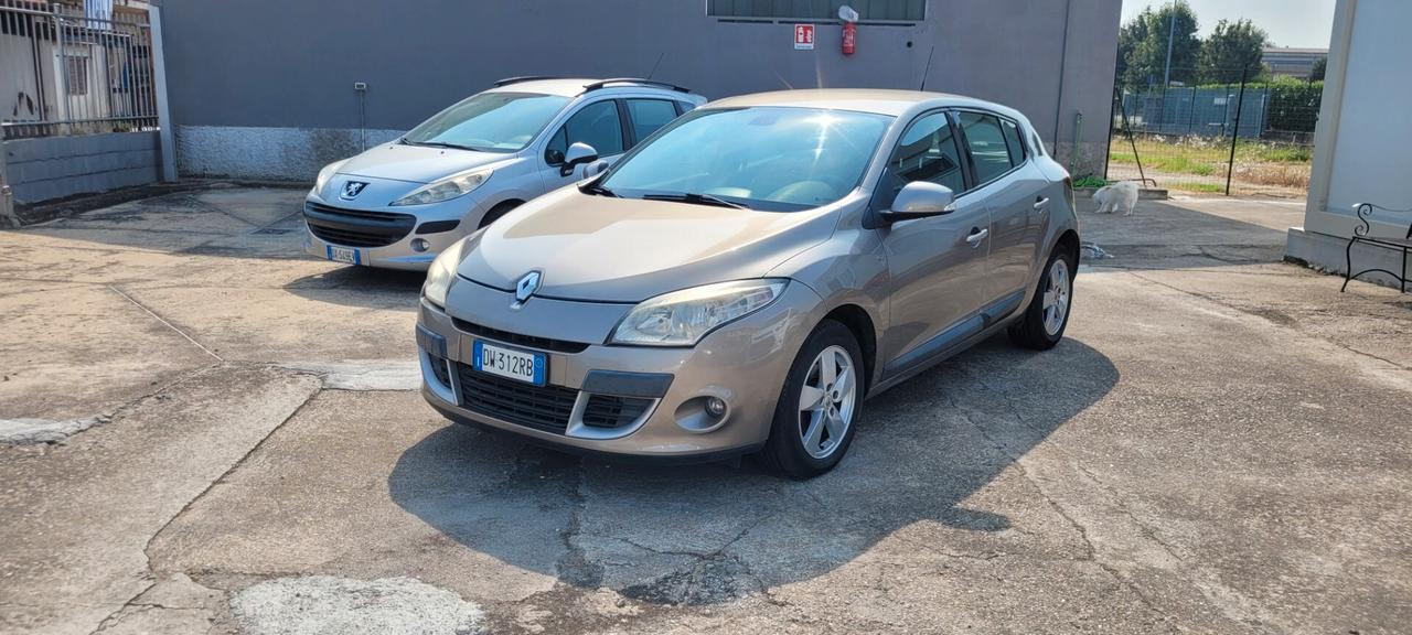 Renault Megane Mégane 1.5 dCi 110CV Dynamique