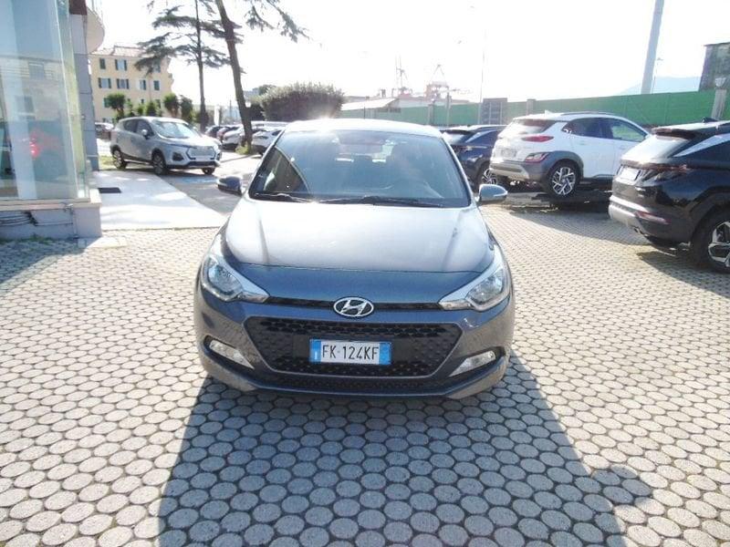 Hyundai i20 1.2 84 CV 5 porte Blackline MOLTO BELLA TUTTA TAGLIANDATA HYUNDAI