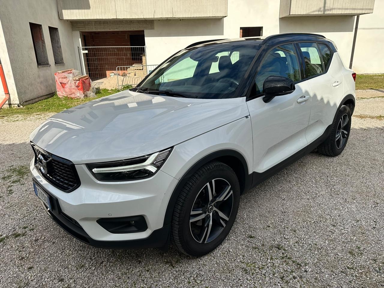 Volvo XC40 D3 AWD Geartronic R-DESIGN