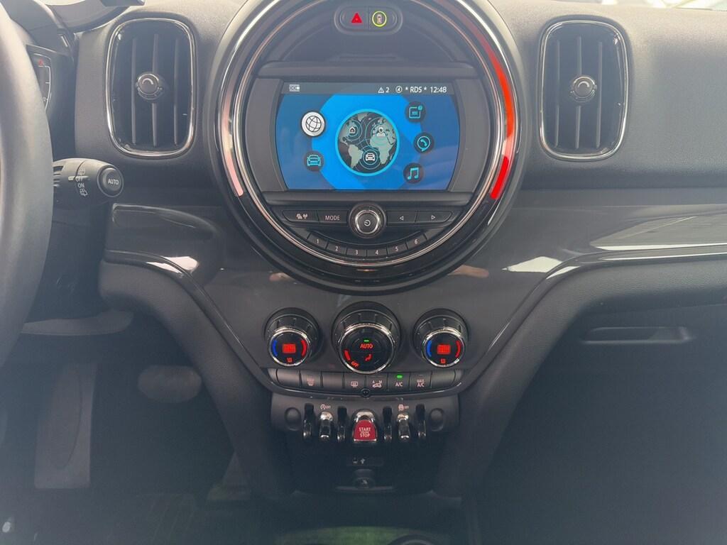 Mini Cooper D Countryman 2.0 TwinPower Turbo Cooper D Boost Steptronic