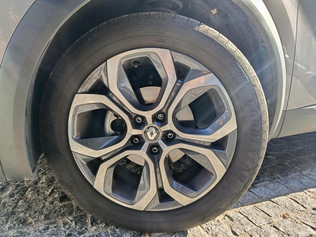 Renault Captur Techno Fast Track TCe 100 #7452