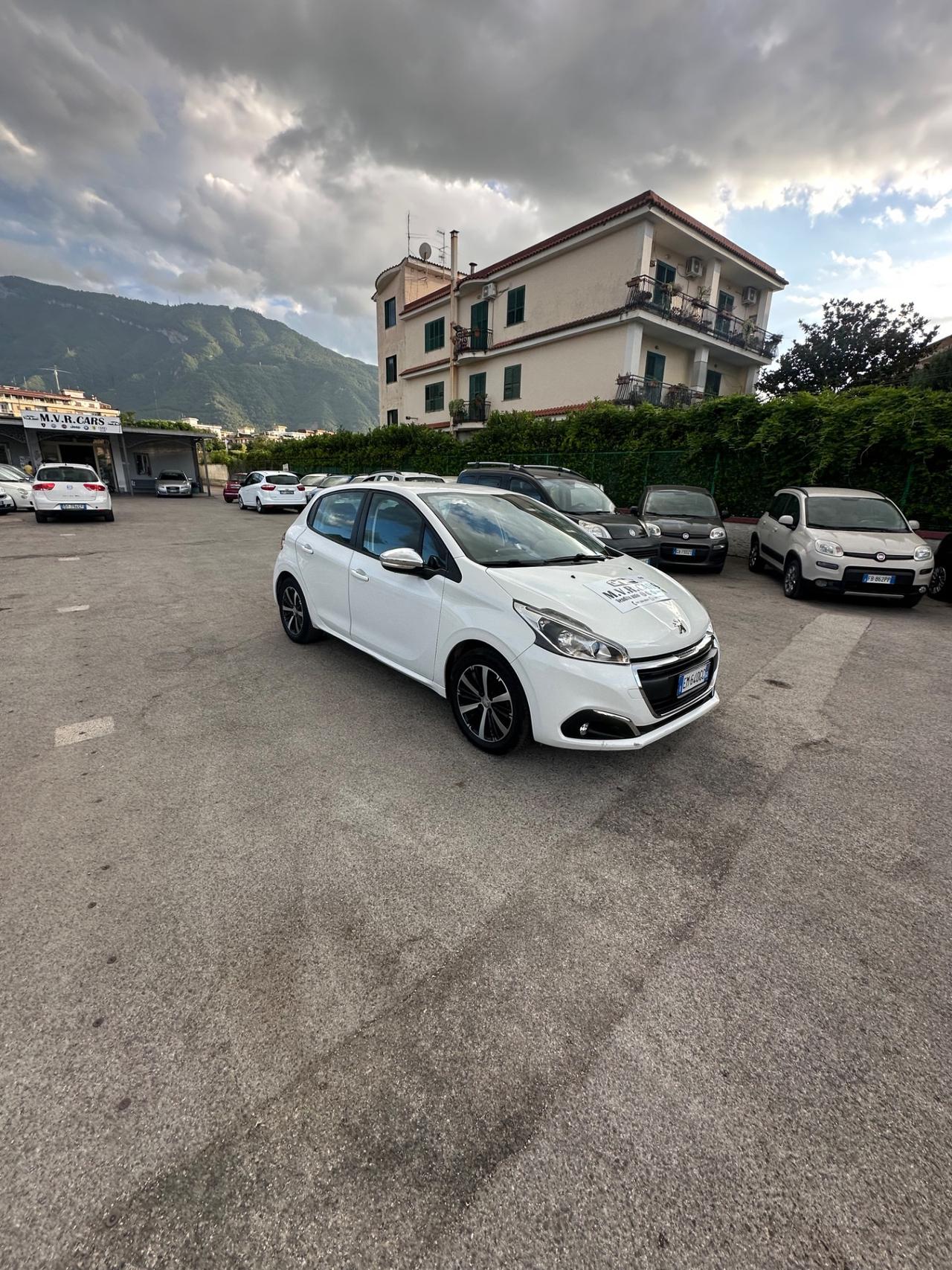 Peugeot 208 1.2 VTi 82 CV 5 porte Allure