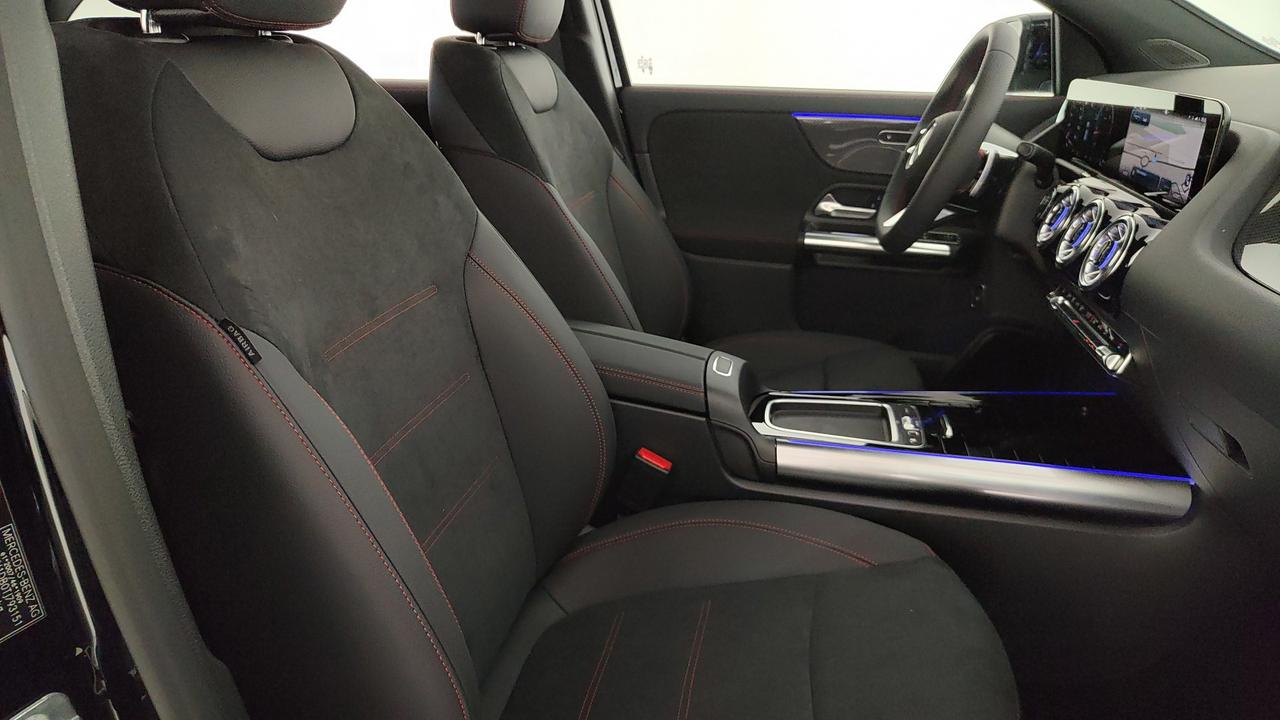 Mercedes-Benz GLA 200 d Automatic 4MATIC