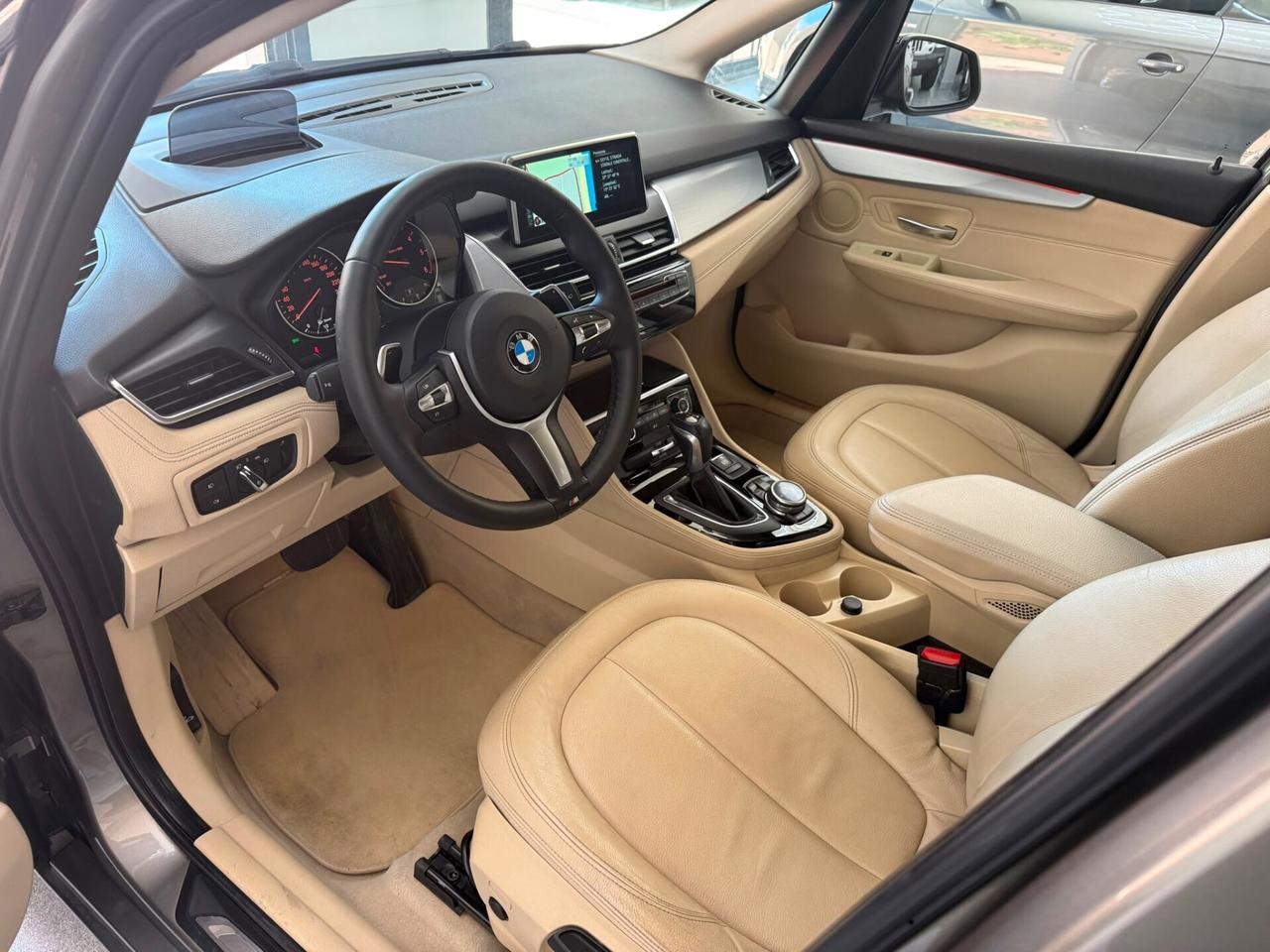 Bmw 2er Active Tourer 218d Luxury