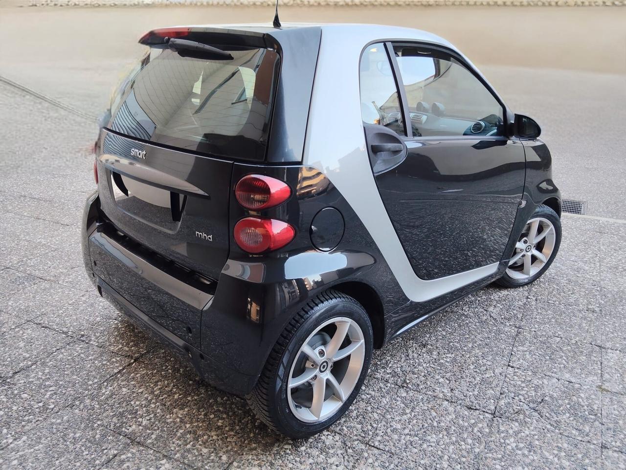 Smart ForTwo 1000 52 kW MHD coupé