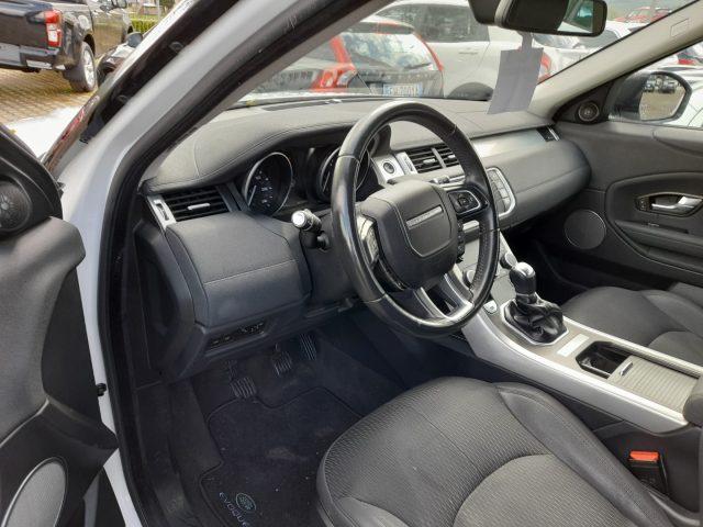 LAND ROVER Range Rover Evoque 2.0 eD4 5p. Pure