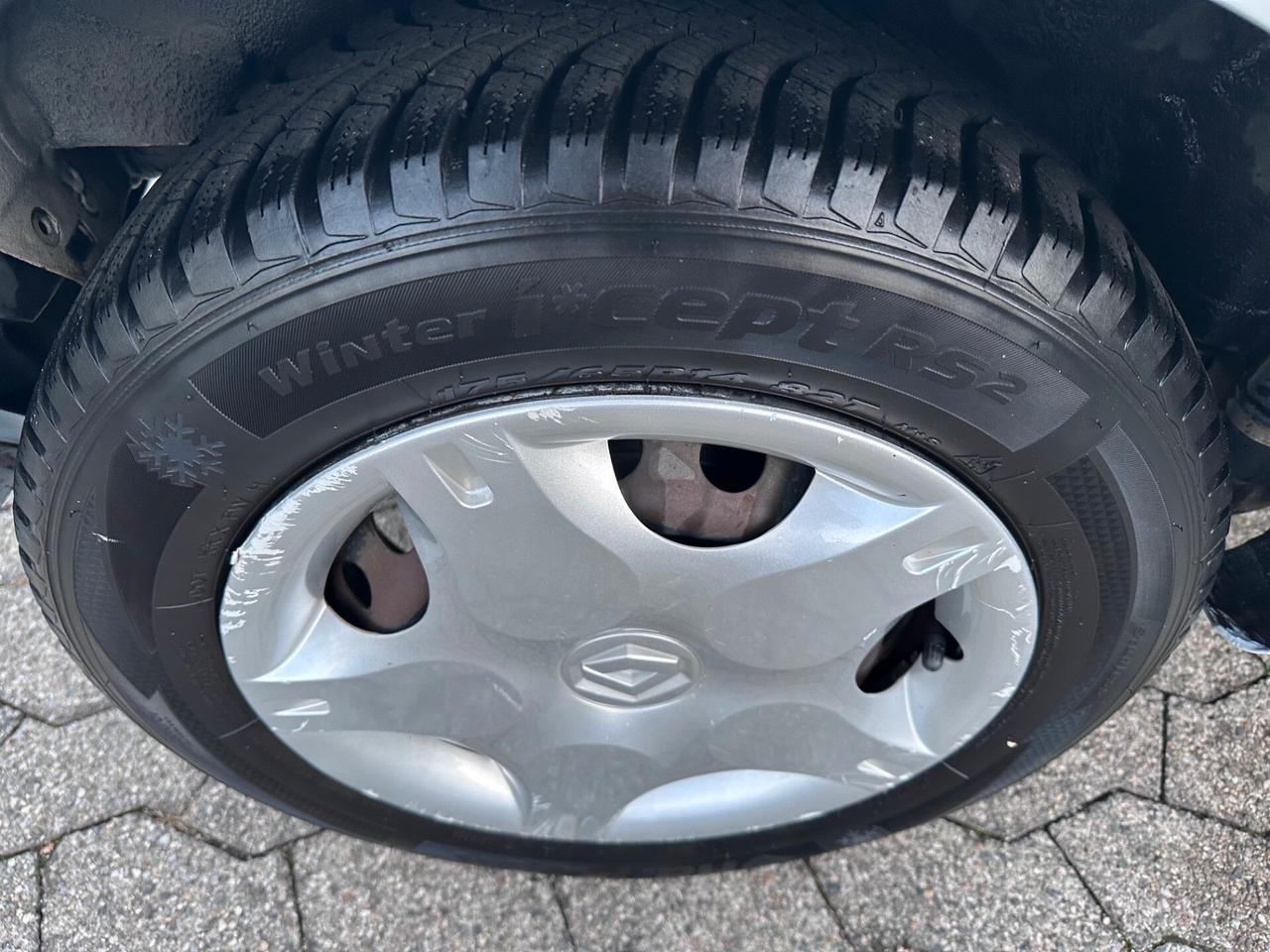 Renault Twingo 1.2 16V LEV Yahoo!