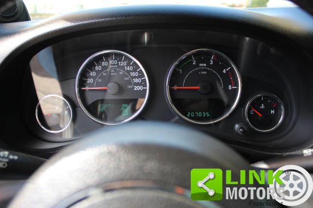 JEEP Wrangler Unlimited 2.8 CRD DPF Sahara Auto