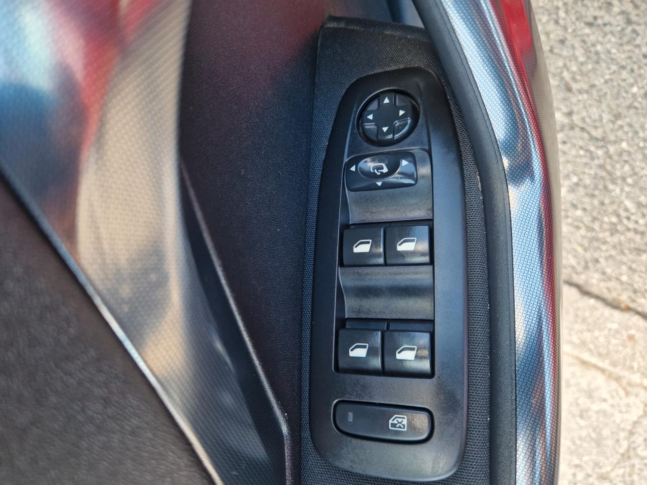 Peugeot 2008 PureTech Turbo 110 S&S Allure