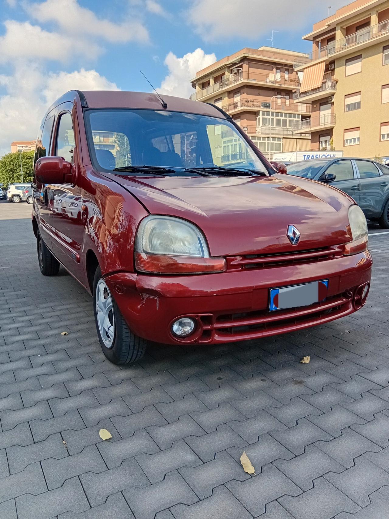 Renault Kangoo ALLESTIMENTO TRASPORTO DISABILI