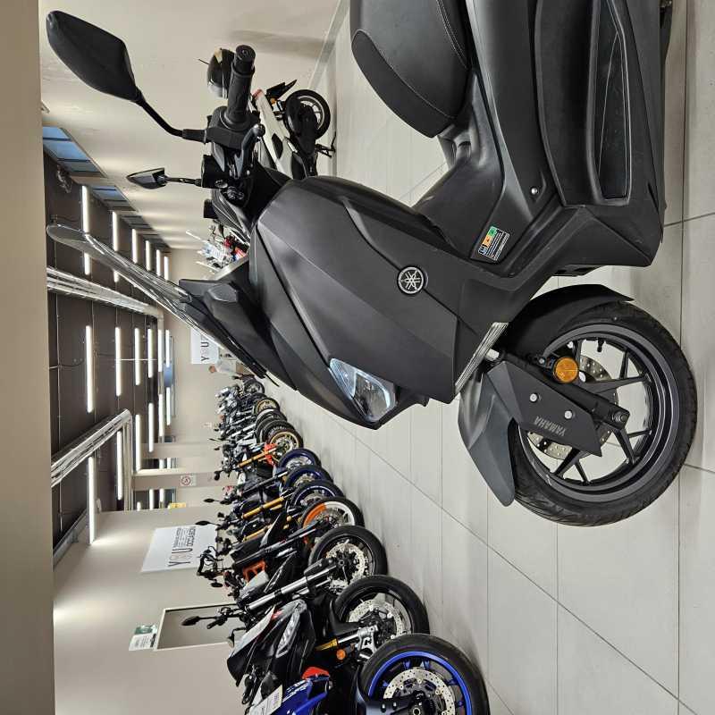 Yamaha X-Max 125 - 2023