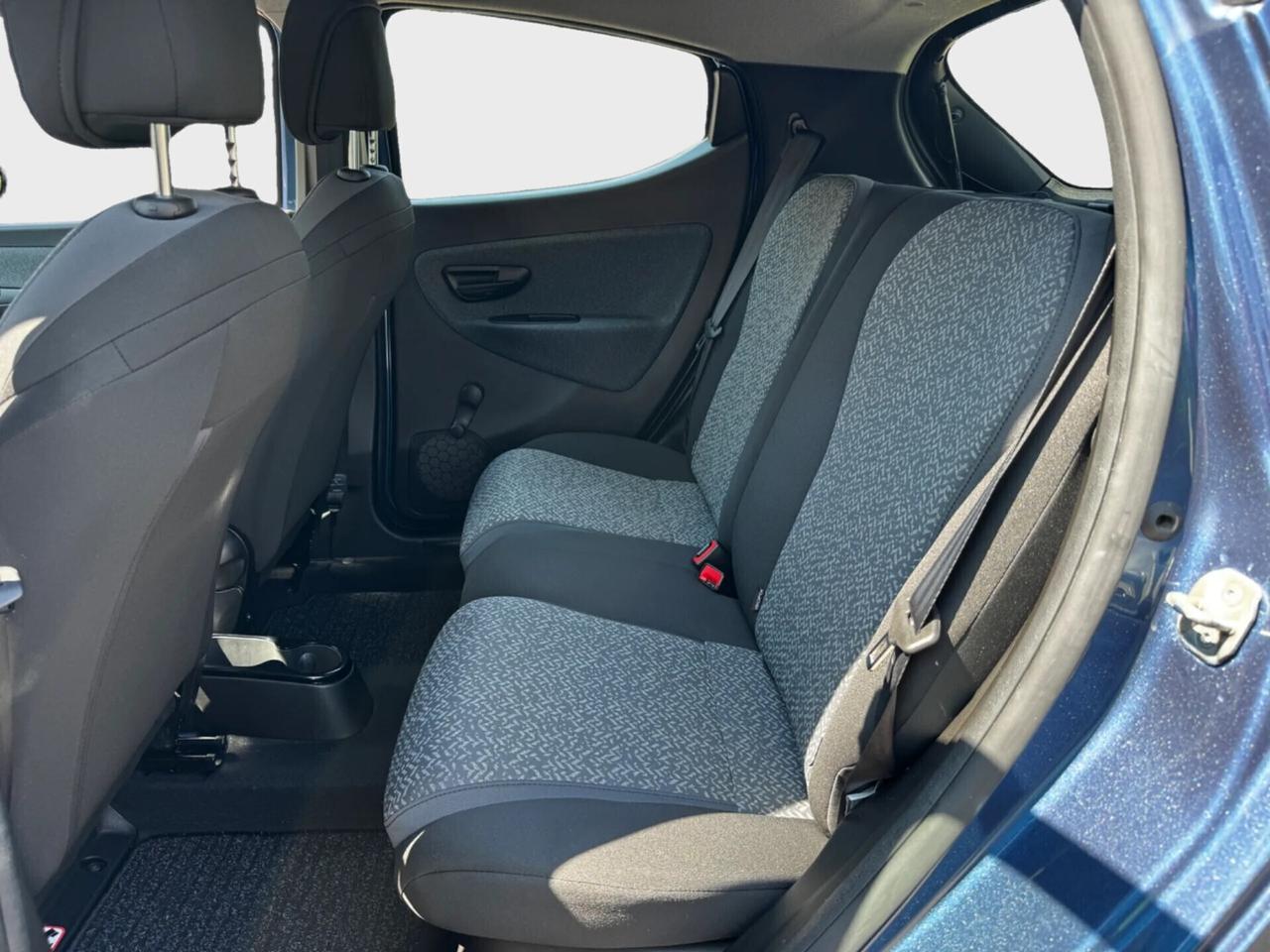 Lancia Ypsilon HYBRID del 2023 con 44.000km