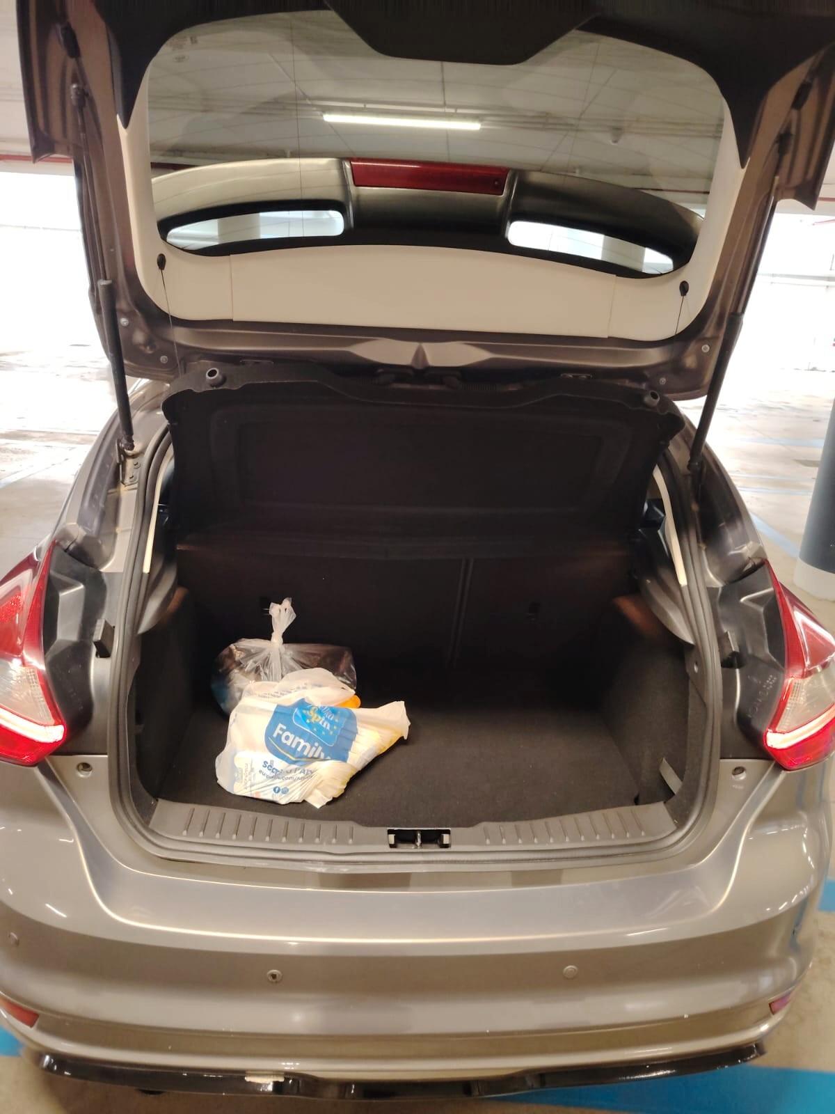 Ford Focus look ST LINE