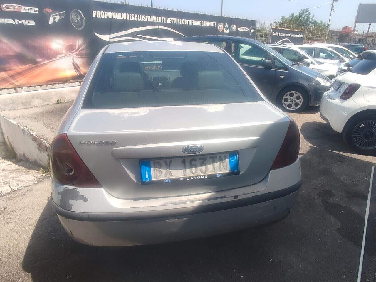 Ford Mondeo 2.0 TDDi cat 4p. Ghia