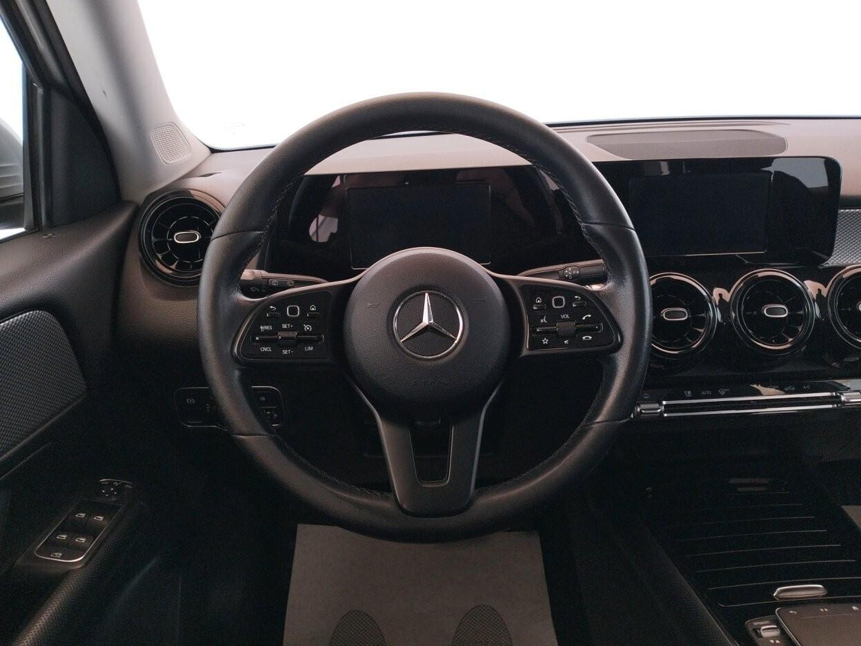 MERCEDES BENZ GLB 180d Business auto - IVA ESPOSTA
