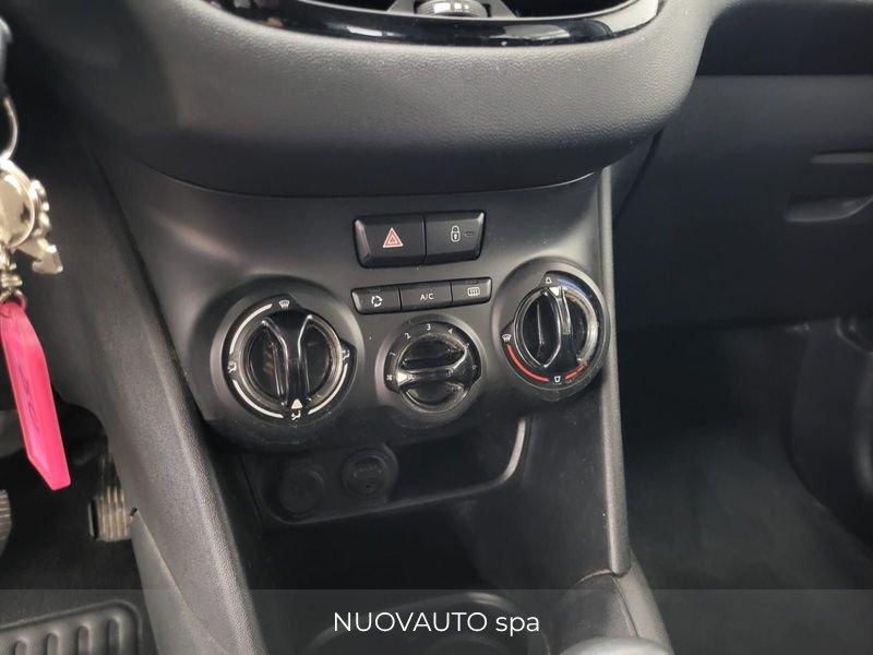 Peugeot 208 1.2 12V VTi 82cv Active