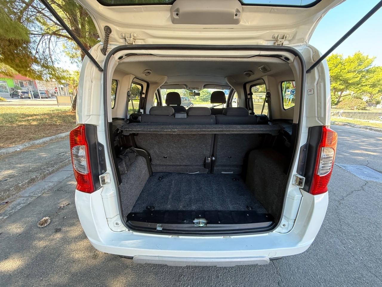 Fiat Qubo 1.3 MJT 95 CV Trekking con navigatore