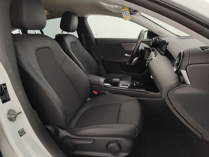 Mercedes-Benz CLA S.Brake CLA 180 d Automatic Shooting Brake Sport - IVA ESPOSTA