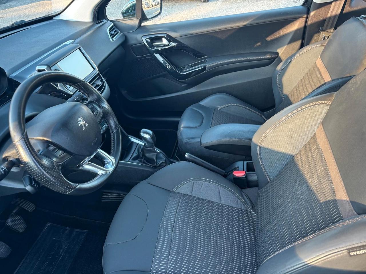 Peugeot 208 ALLURE 1.2 3 porte - 2015