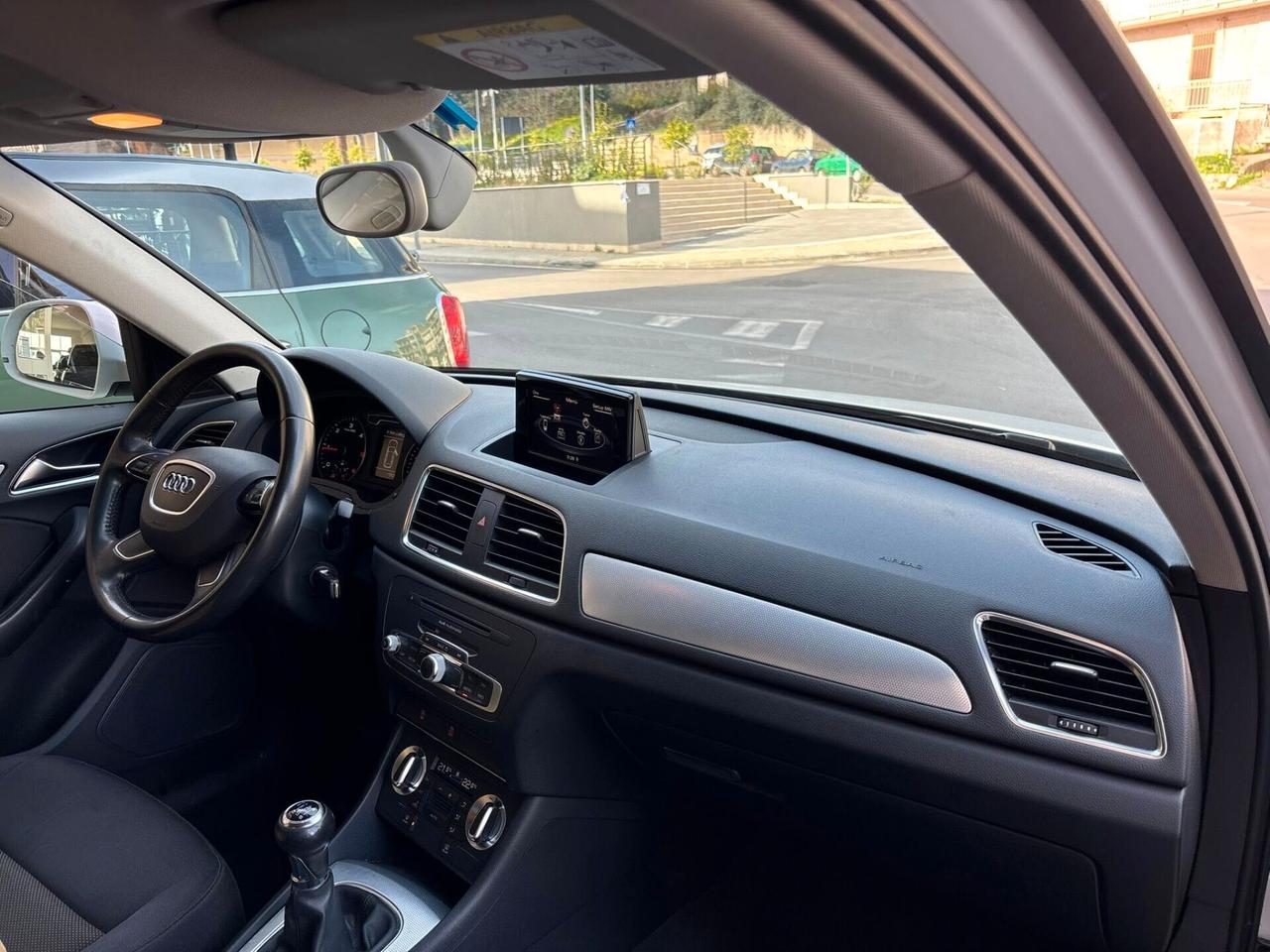 Audi Q3 2.0 TDI 140CV - 2014