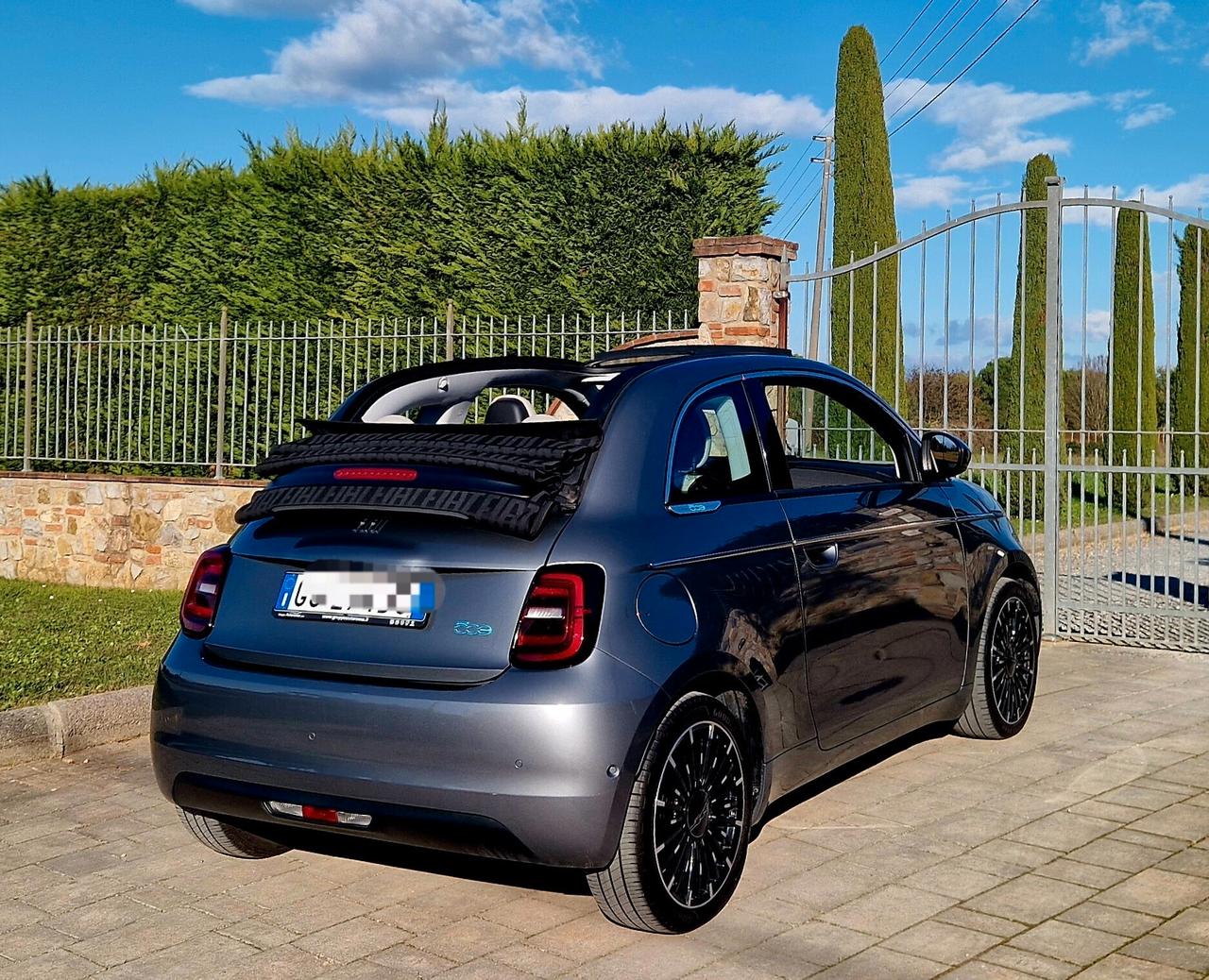 Fiat 500 La Prima Cabrio