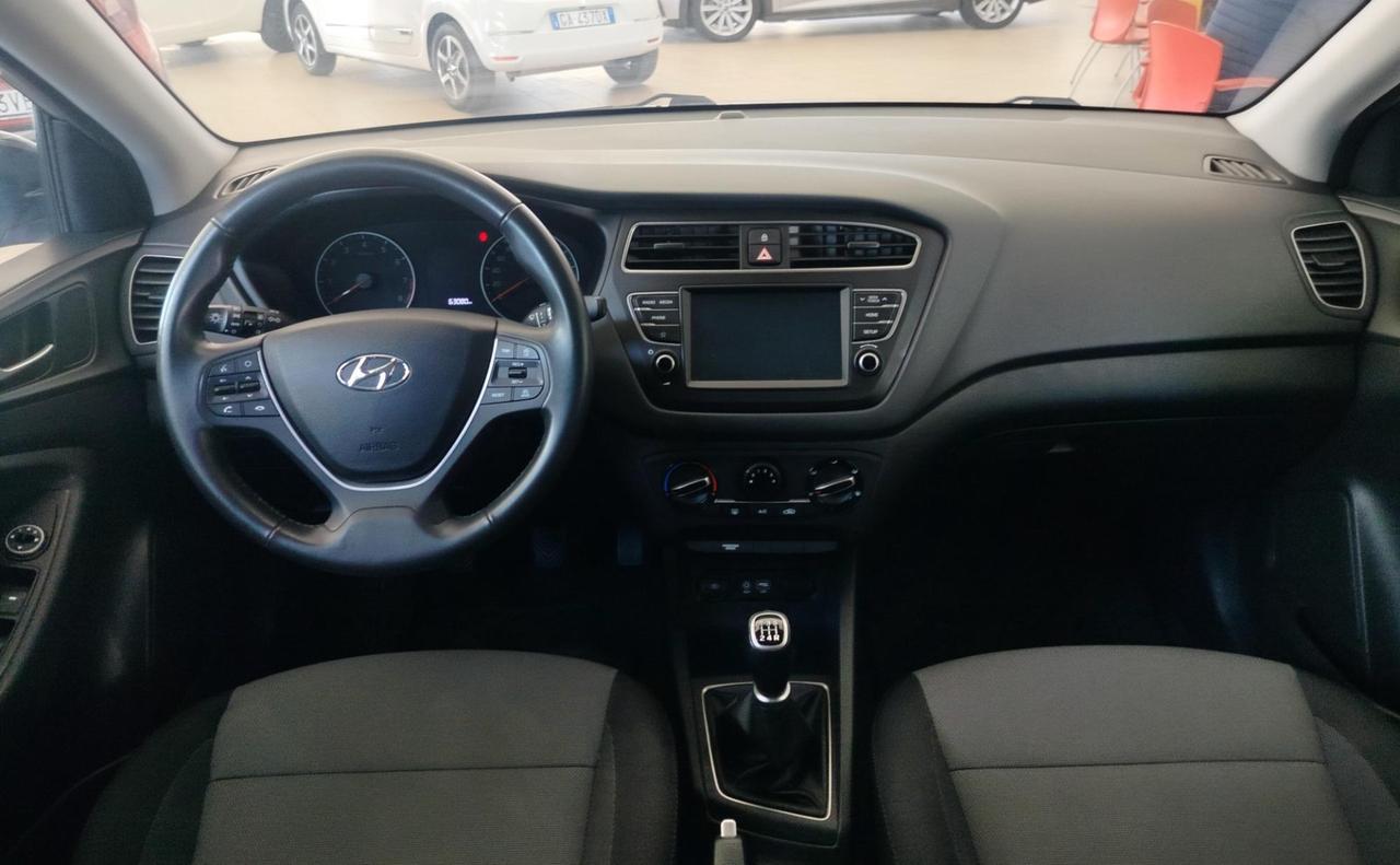 Hyundai i20 5 Porte i20 5p 1.2 mpi Connectline 75cv
