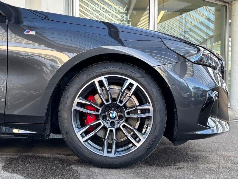 BMW Serie 5 520d sDrive M Sport Pro Gancio Tetto Pelle Camera