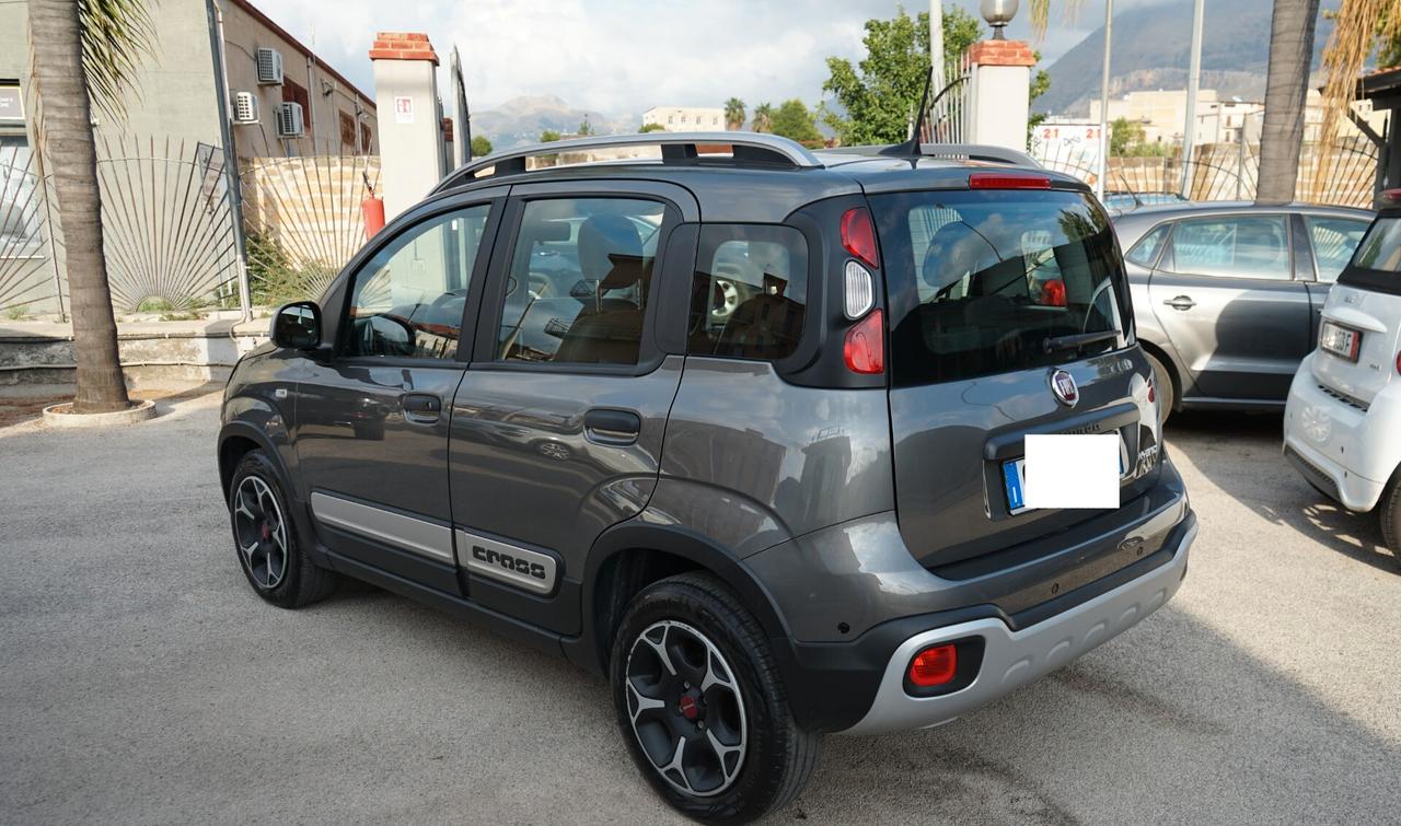 Fiat Panda 1.0 FireFly S&S Hybrid City Cross