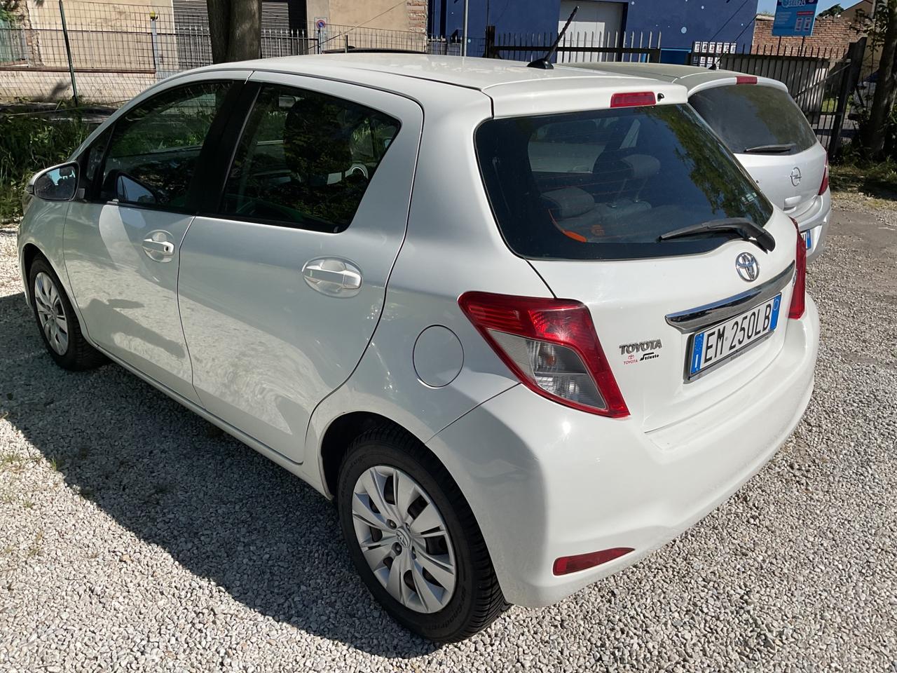 Toyota Yaris 1.3 5 porte Active