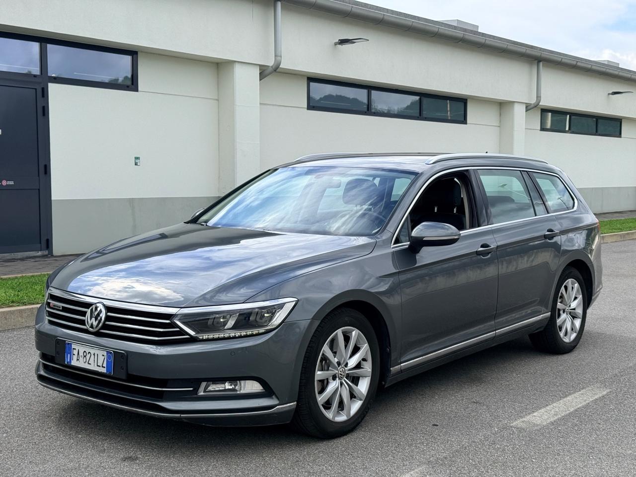 Volkswagen Passat 2.0Bitdi 239 cv 4Motion