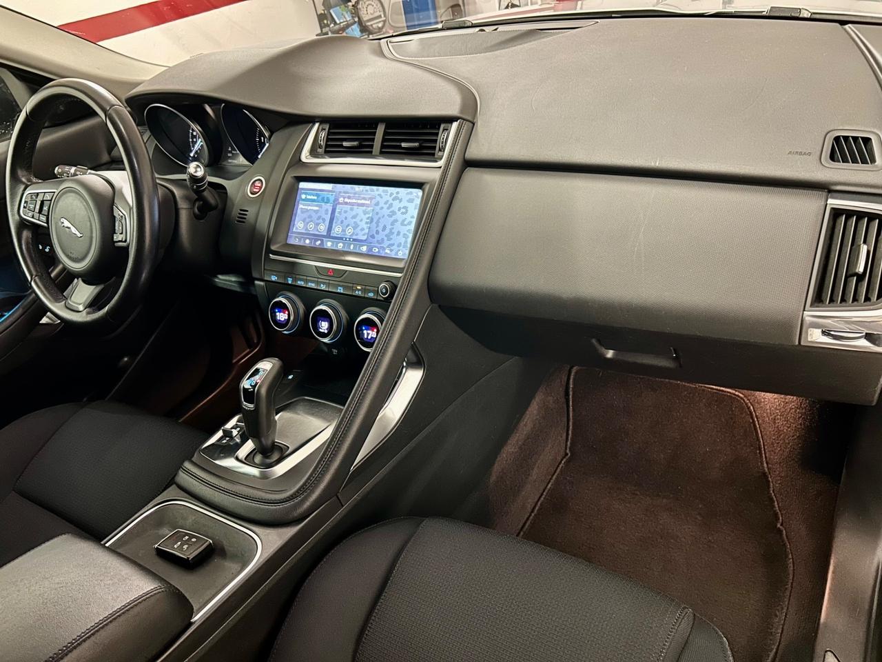 Jaguar E-Pace 2.0D 180 CV AWD aut. First Edition