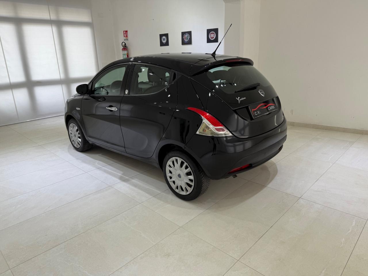 LANCIA YPSILON 1.2 69 CV 5 PORTE GPL ECOCHIC GOLD