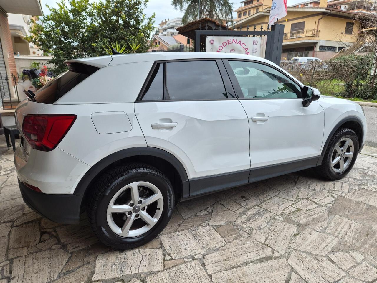 Audi Q2 30 TDI S tronic Business Design